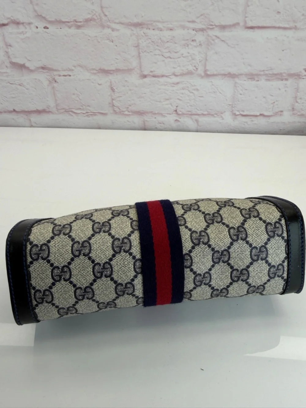 Gucci Vintage Sherry Line Navy-Red Stripe GG Supreme Canvas Clutch